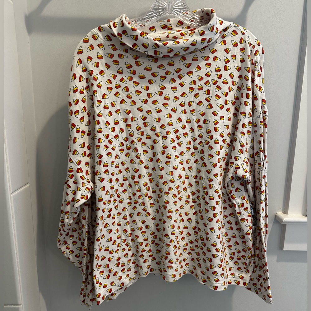 VINTAGE JL Plum Candy Corn Turtleneck Sweater